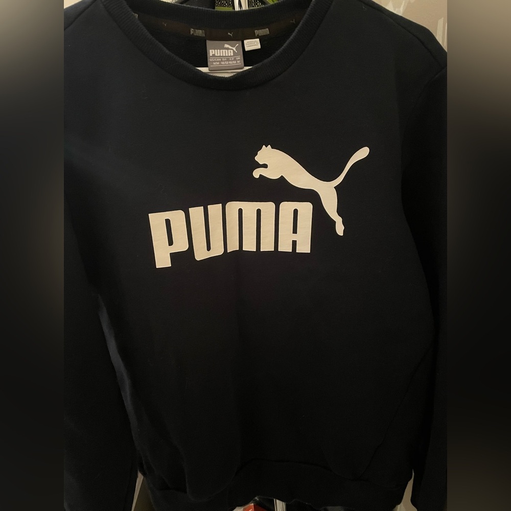 LIKE NEW - Size Medium Puma Crewneck Sweater/Sweatshirt